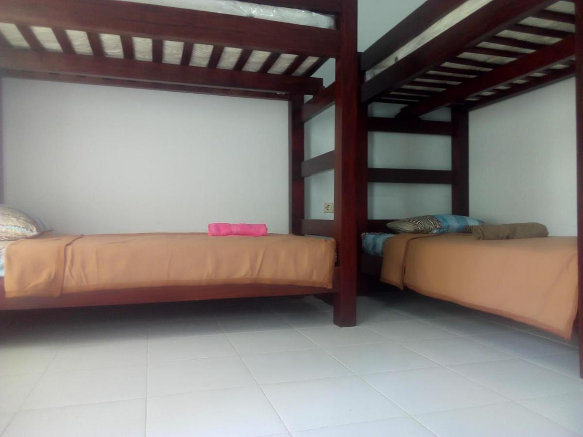 Ariata Arya Hostel Kuta (Lombok) Exterior foto